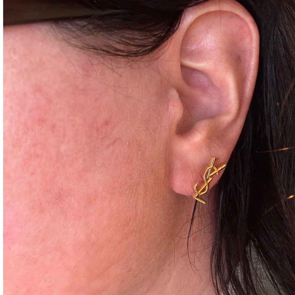 Designer Stud Earrings Gold Tone Jewelry - Picture 2 of 7